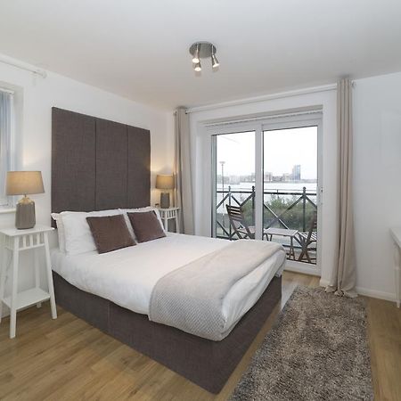 Quiet Riverside Apartment 伦敦 外观 照片