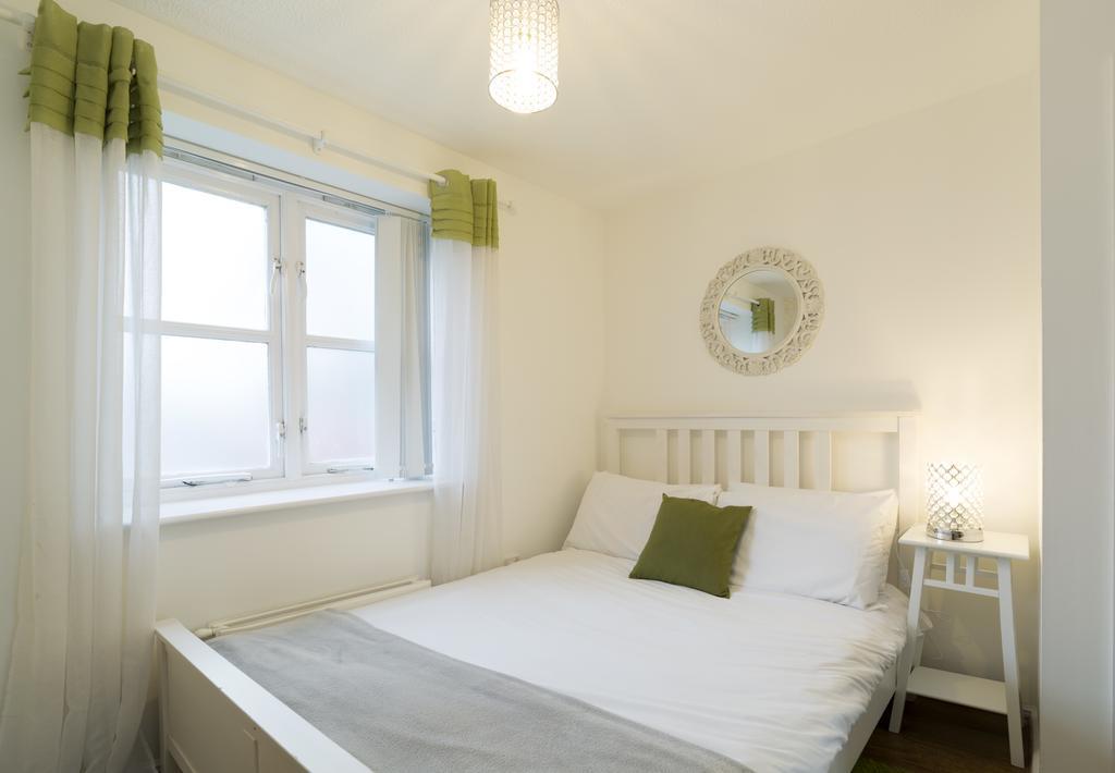 Quiet Riverside Apartment 伦敦 外观 照片