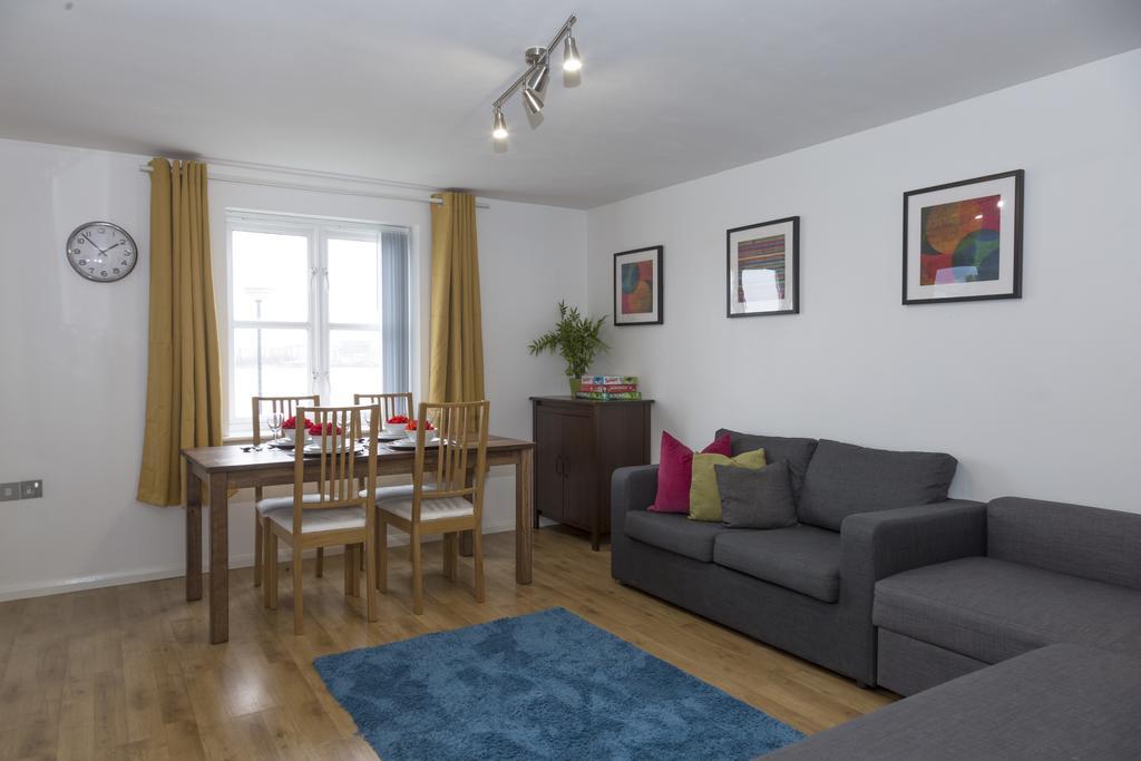 Quiet Riverside Apartment 伦敦 外观 照片